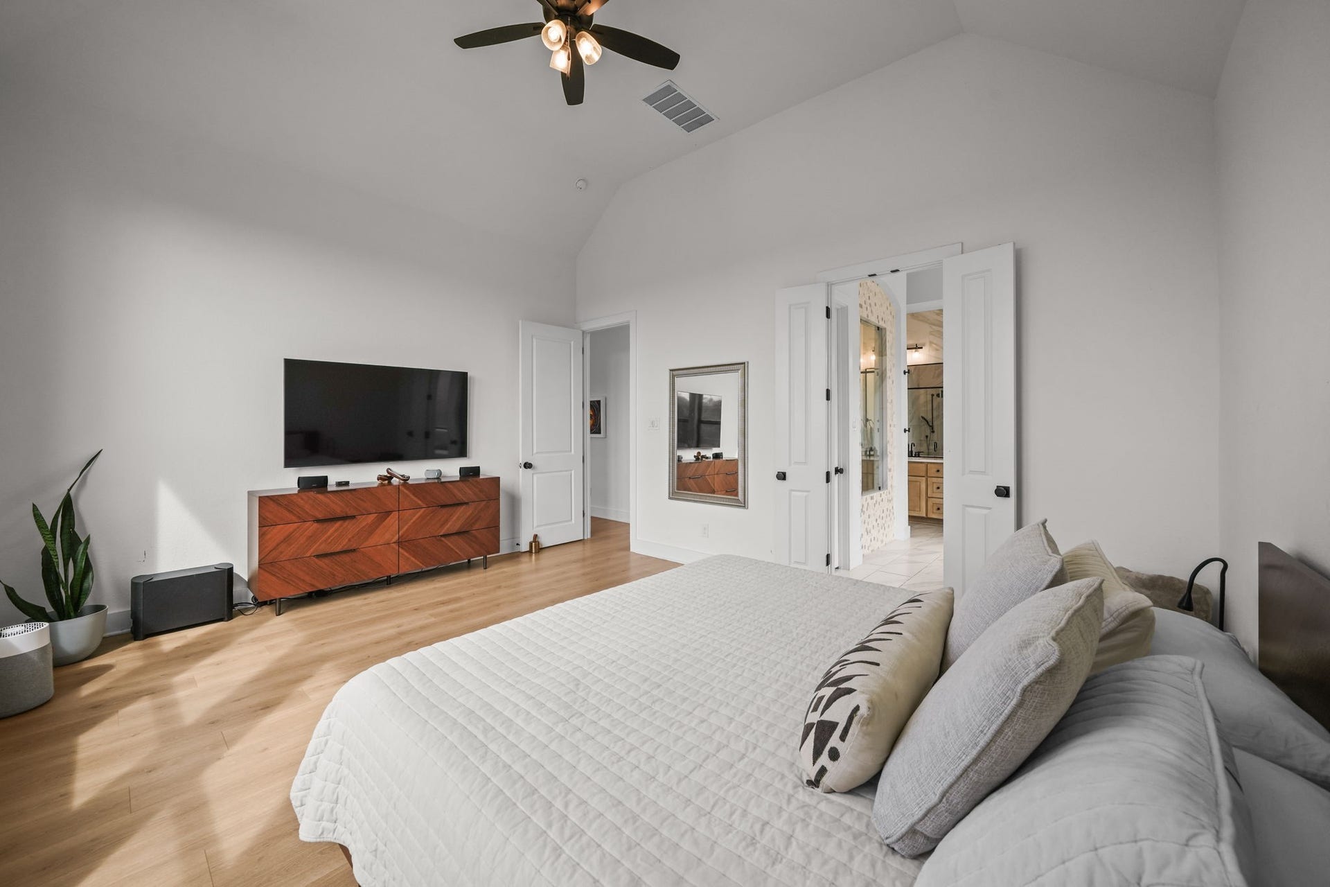 7642 Redwoods Forest Drive, Katy, TX 77493 7642 Redwoods Forest Drive, Katy, TX 77493