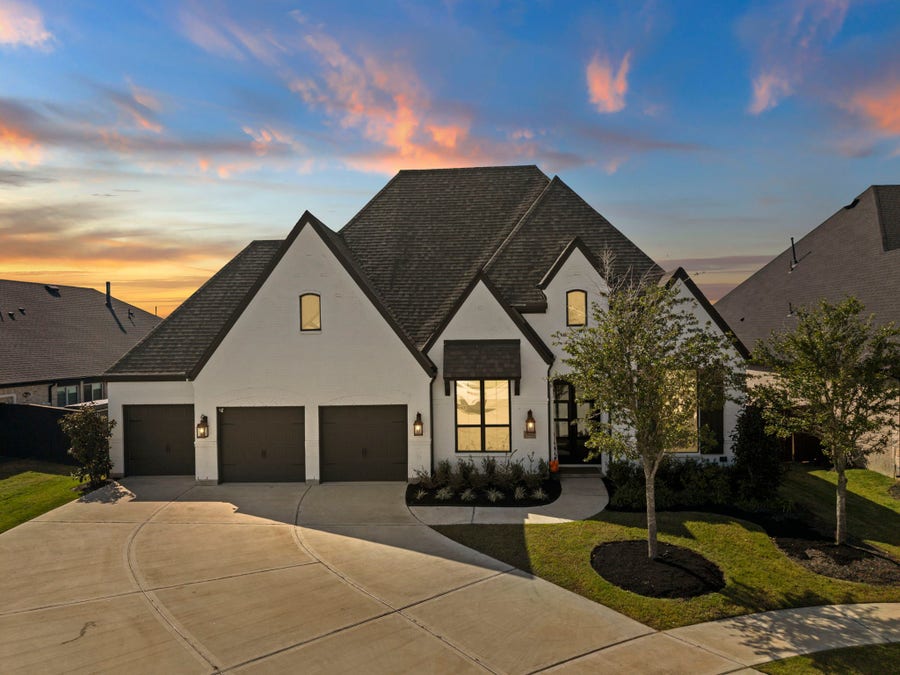 Property photo for 7642 Redwoods Forest Drive, Katy, TX