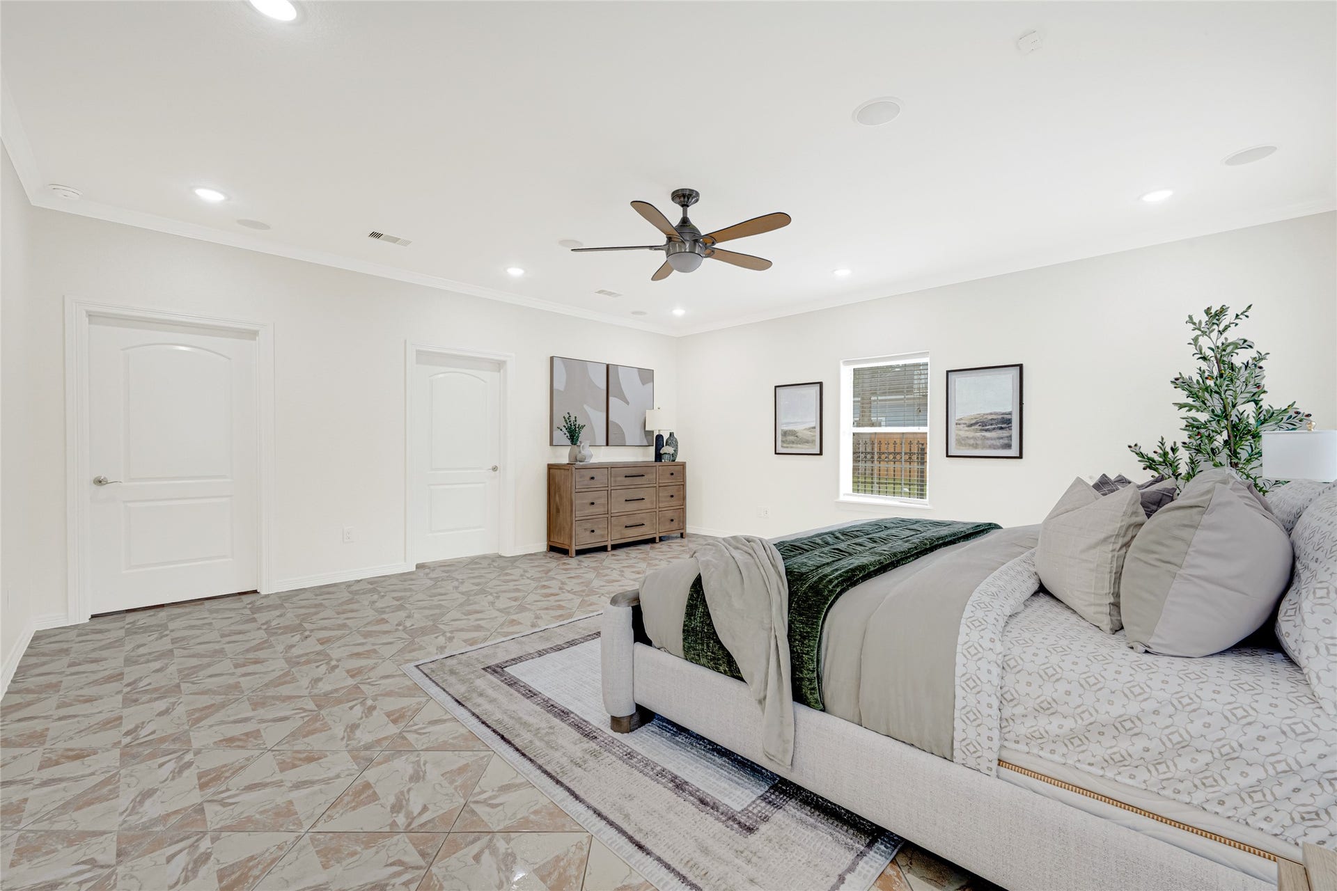 404 Moss Street, Houston, TX 77009