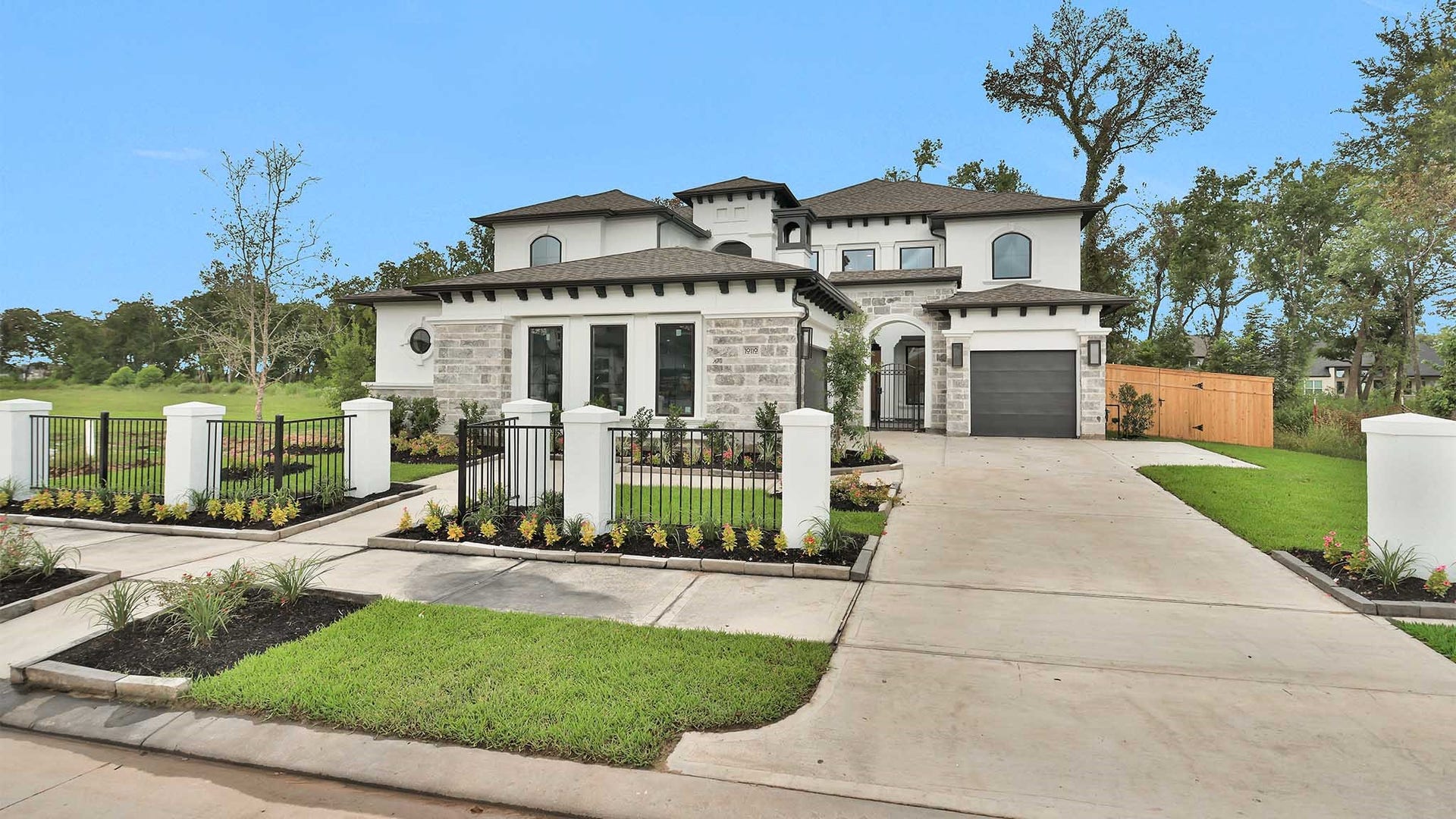 10110 Regal Mist Drive, Missouri City, TX 77459 10110 Regal Mist Drive, Missouri City, TX 77459