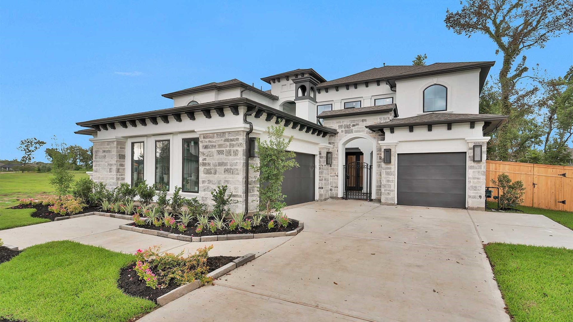 10110 Regal Mist Drive, Missouri City, TX 77459 10110 Regal Mist Drive, Missouri City, TX 77459