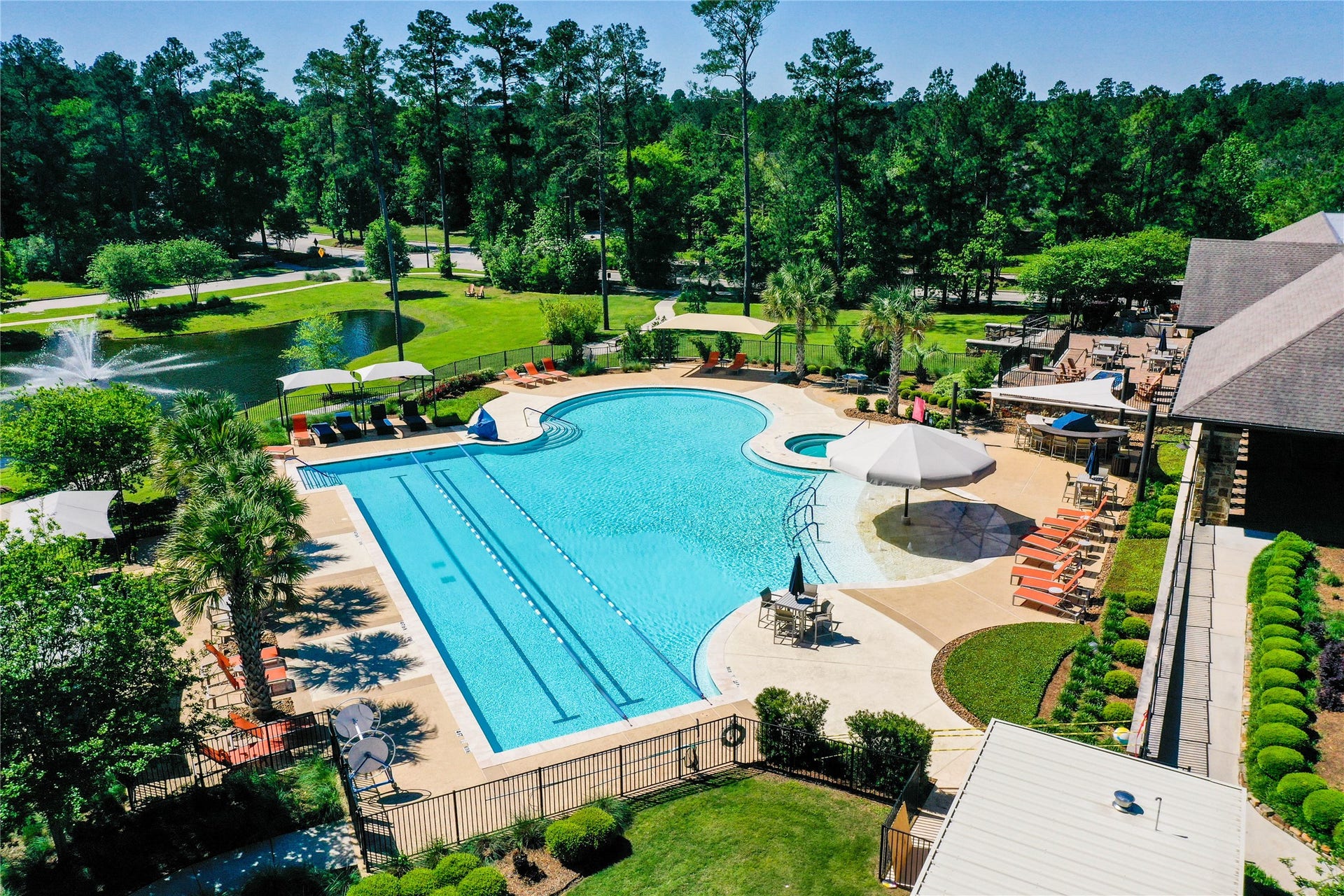 126 Bellardia Court, Montgomery, TX 77316 Bonterra pool
