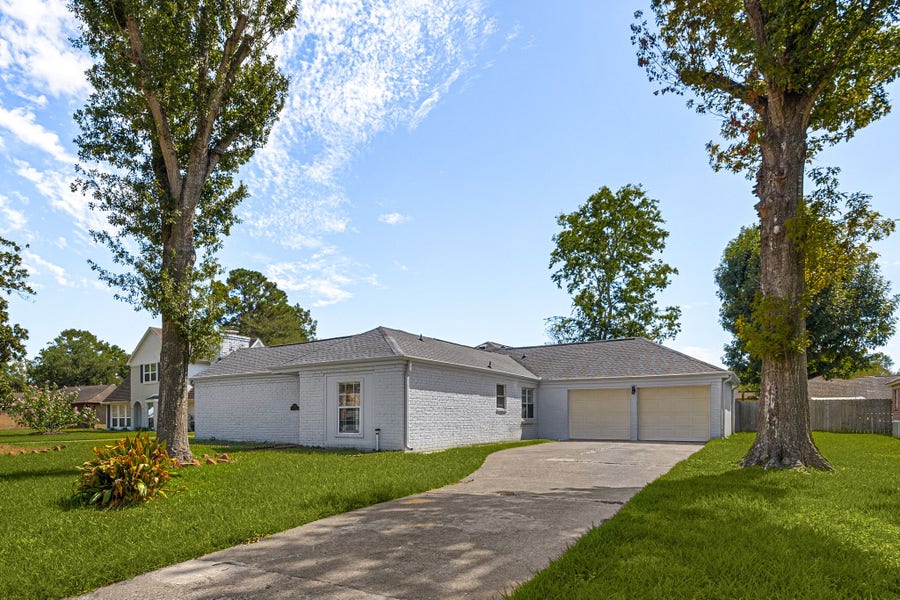 Property photo for 12923 Advance Drive, Houston, TX