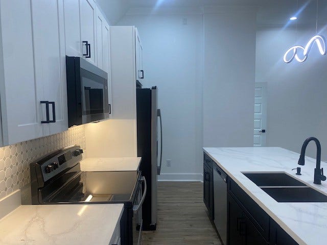 6014 Grace Lane, #A, Houston, TX 77021 6014 Grace Lane, #A, Houston, TX 77021