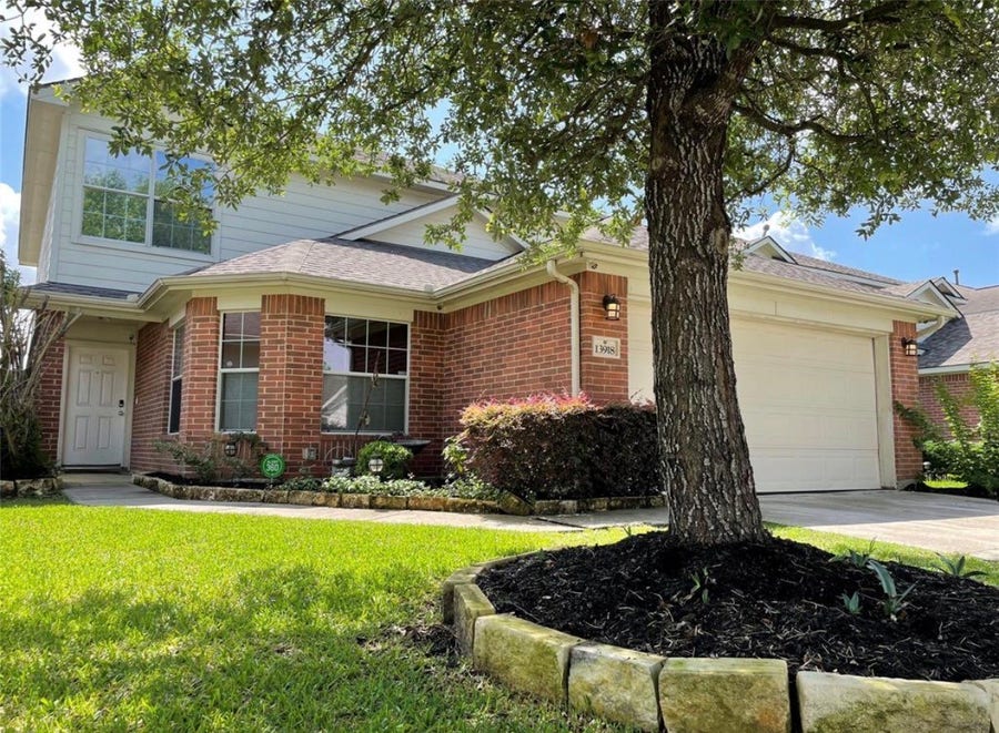 Property photo for 13918 Marners Court, Houston, TX