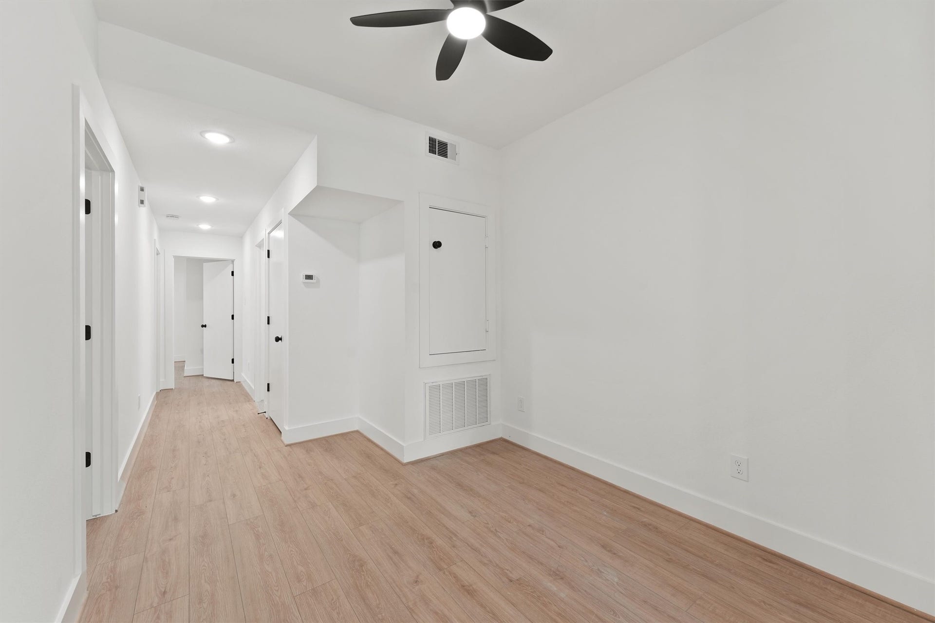 407 Calloway Street, #A-B, Houston, TX 77029