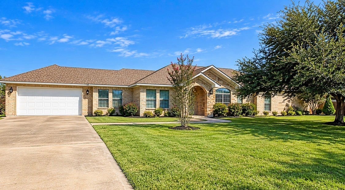 319 Pinedale Avenue, Arcola, TX 77583 319 Pinedale Avenue, Arcola, TX 77583