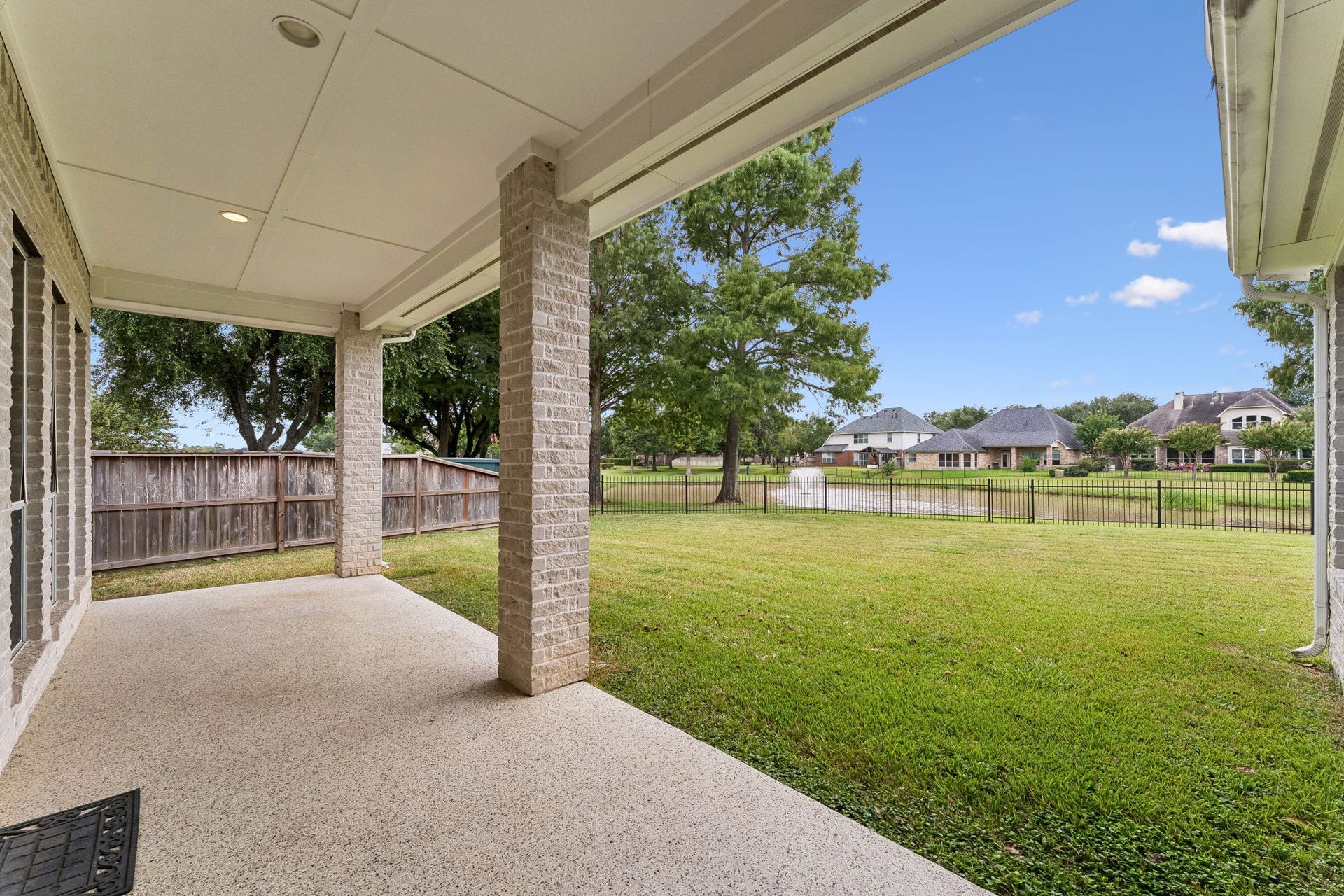 13050 Forester Canyon Lane, Sugar Land, TX 77498 13050 Forester Canyon Lane, Sugar Land, TX 77498