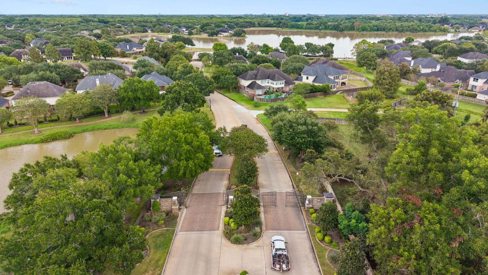13050 Forester Canyon Lane, Sugar Land, TX 77498 13050 Forester Canyon Lane, Sugar Land, TX 77498