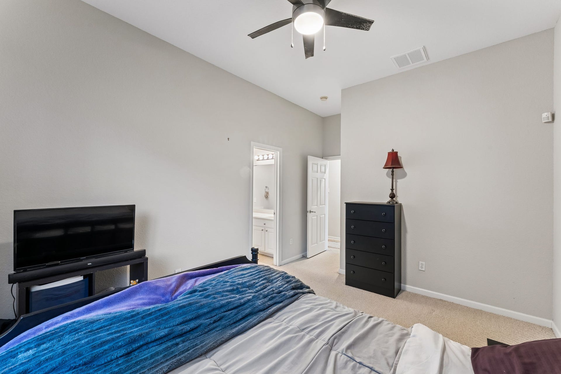 13050 Forester Canyon Lane, Sugar Land, TX 77498 13050 Forester Canyon Lane, Sugar Land, TX 77498