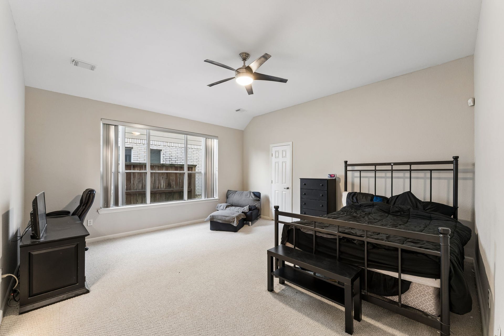 13050 Forester Canyon Lane, Sugar Land, TX 77498 13050 Forester Canyon Lane, Sugar Land, TX 77498