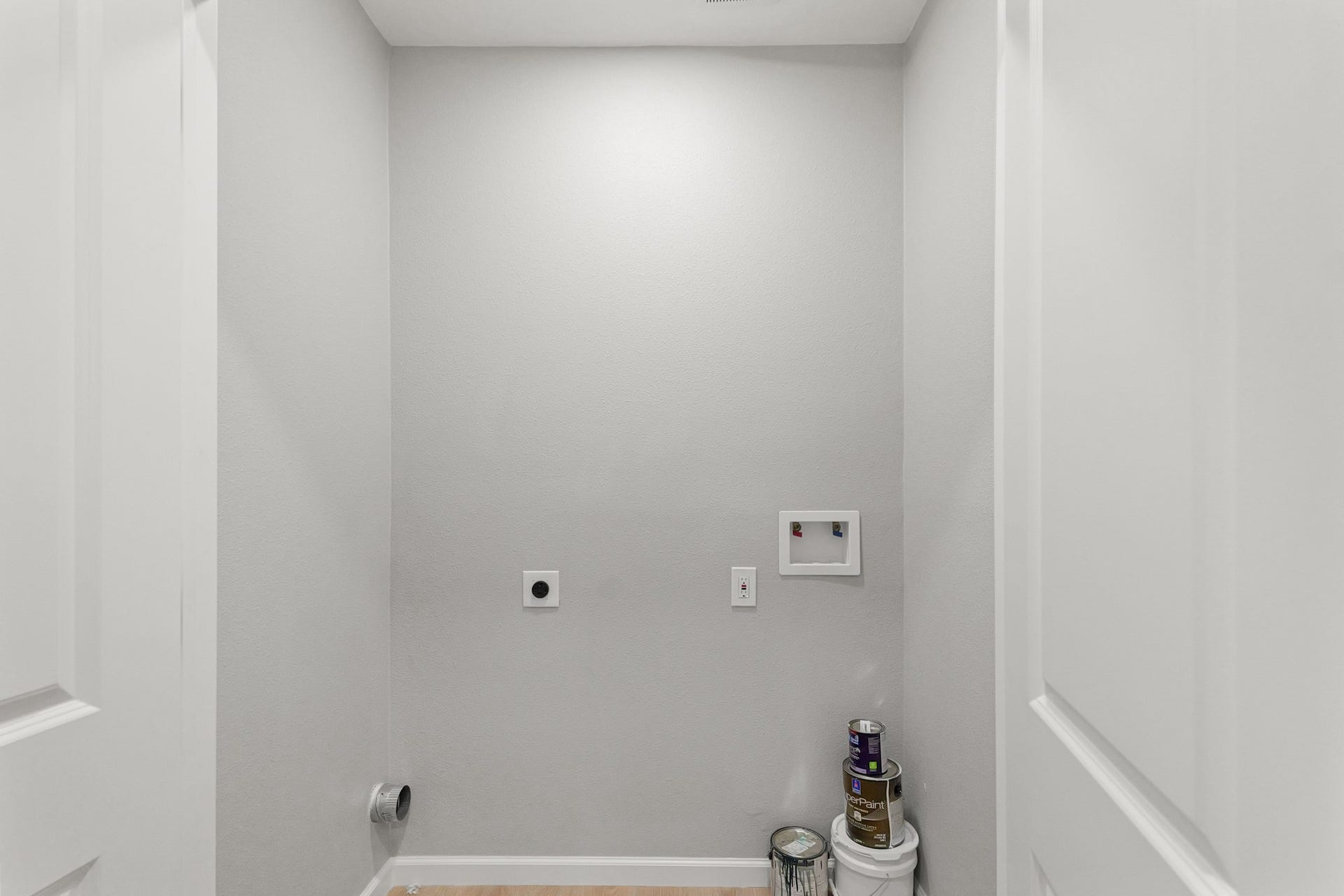 Experience convenience with the in-house utility room, thoughtfully designed with a dedicated laundry area.
