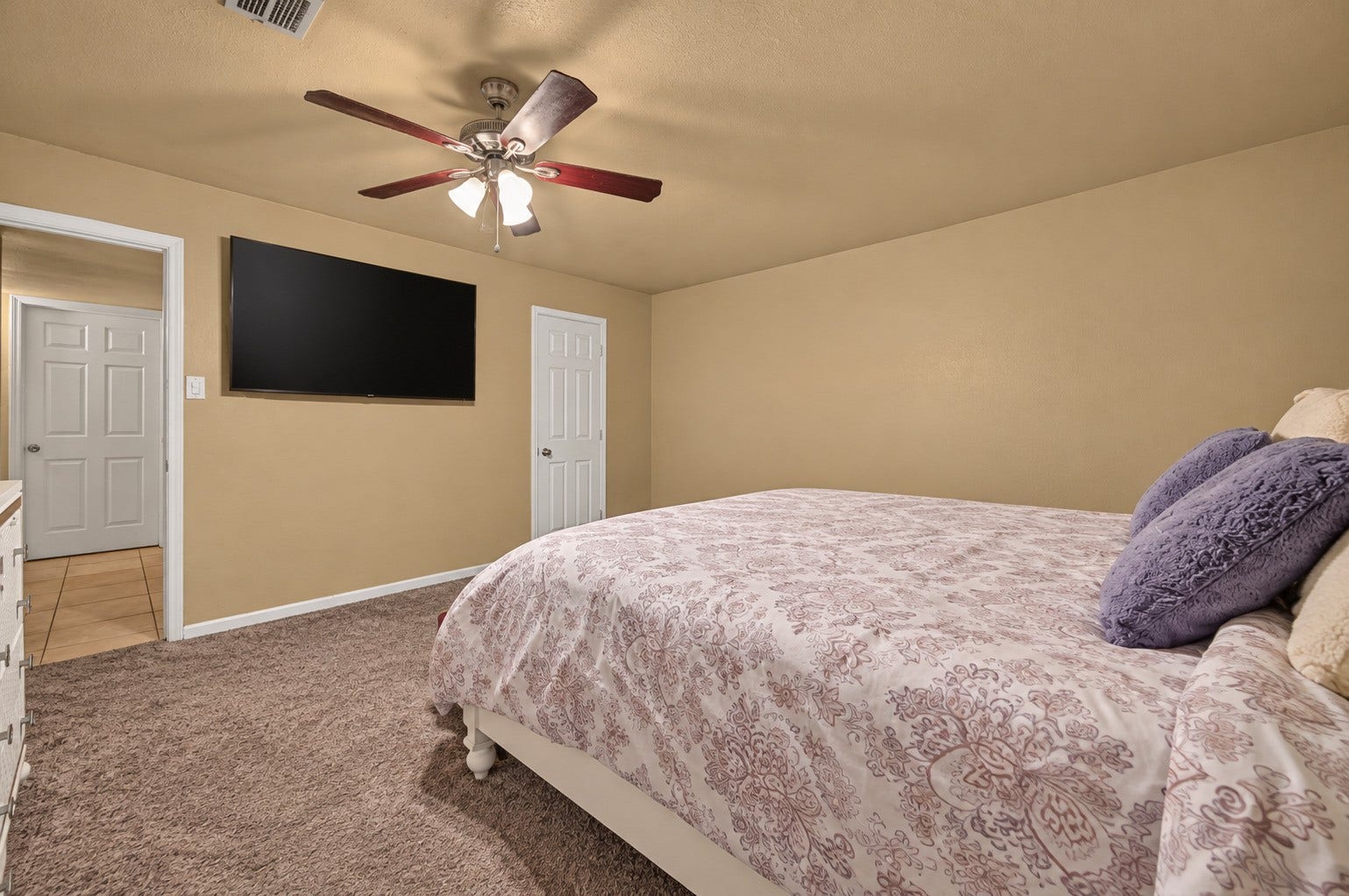 4850 Raven Ridge Drive, Houston, TX 77053 4850 Raven Ridge Drive, Houston, TX 77053