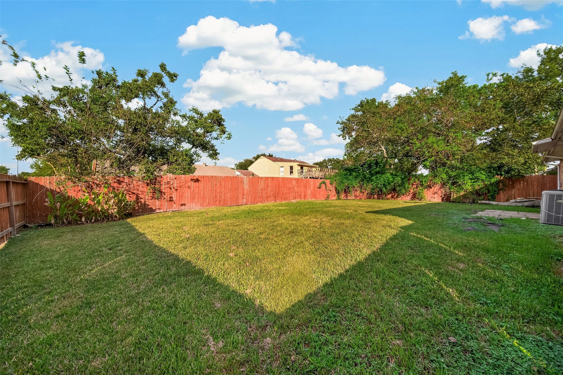 4850 Raven Ridge Drive, Houston, TX 77053 4850 Raven Ridge Drive, Houston, TX 77053