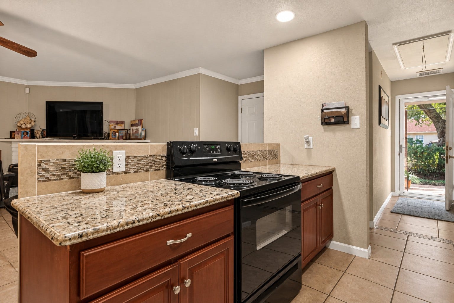 4850 Raven Ridge Drive, Houston, TX 77053 4850 Raven Ridge Drive, Houston, TX 77053