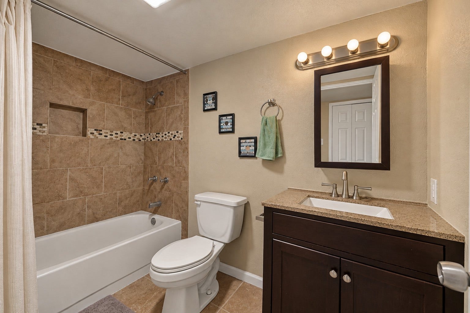 4850 Raven Ridge Drive, Houston, TX 77053 4850 Raven Ridge Drive, Houston, TX 77053