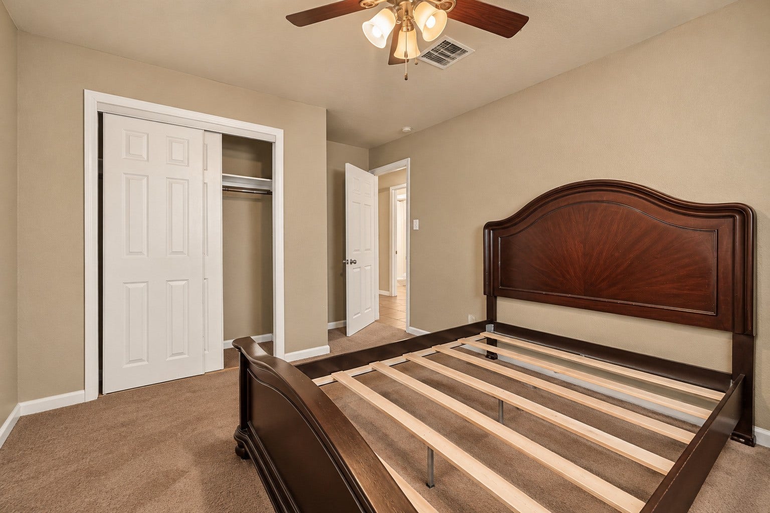 4850 Raven Ridge Drive, Houston, TX 77053 4850 Raven Ridge Drive, Houston, TX 77053