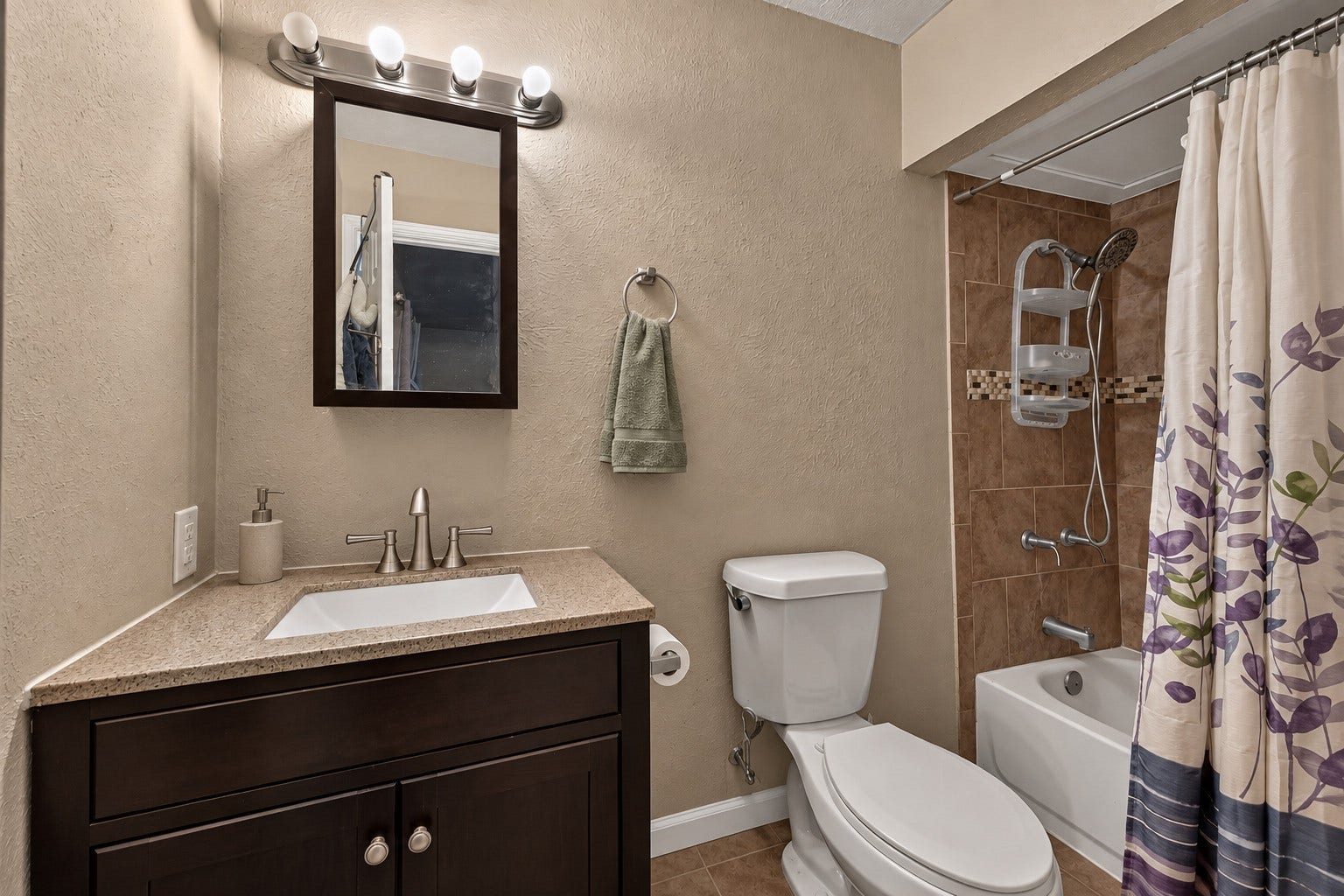 4850 Raven Ridge Drive, Houston, TX 77053 4850 Raven Ridge Drive, Houston, TX 77053