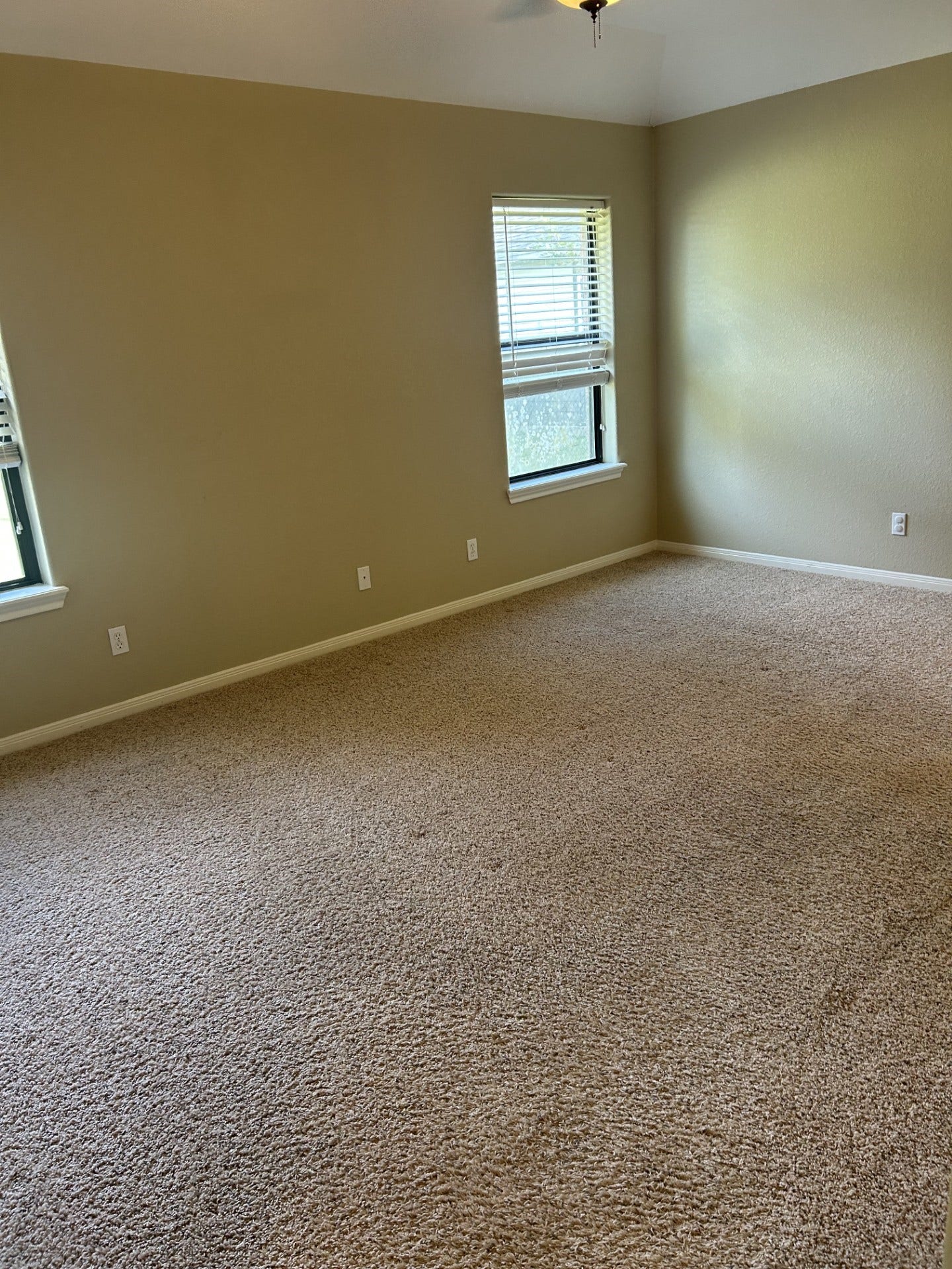 10620 Jay Road, Hitchcock, TX 77563 10620 Jay Road, Hitchcock, TX 77563