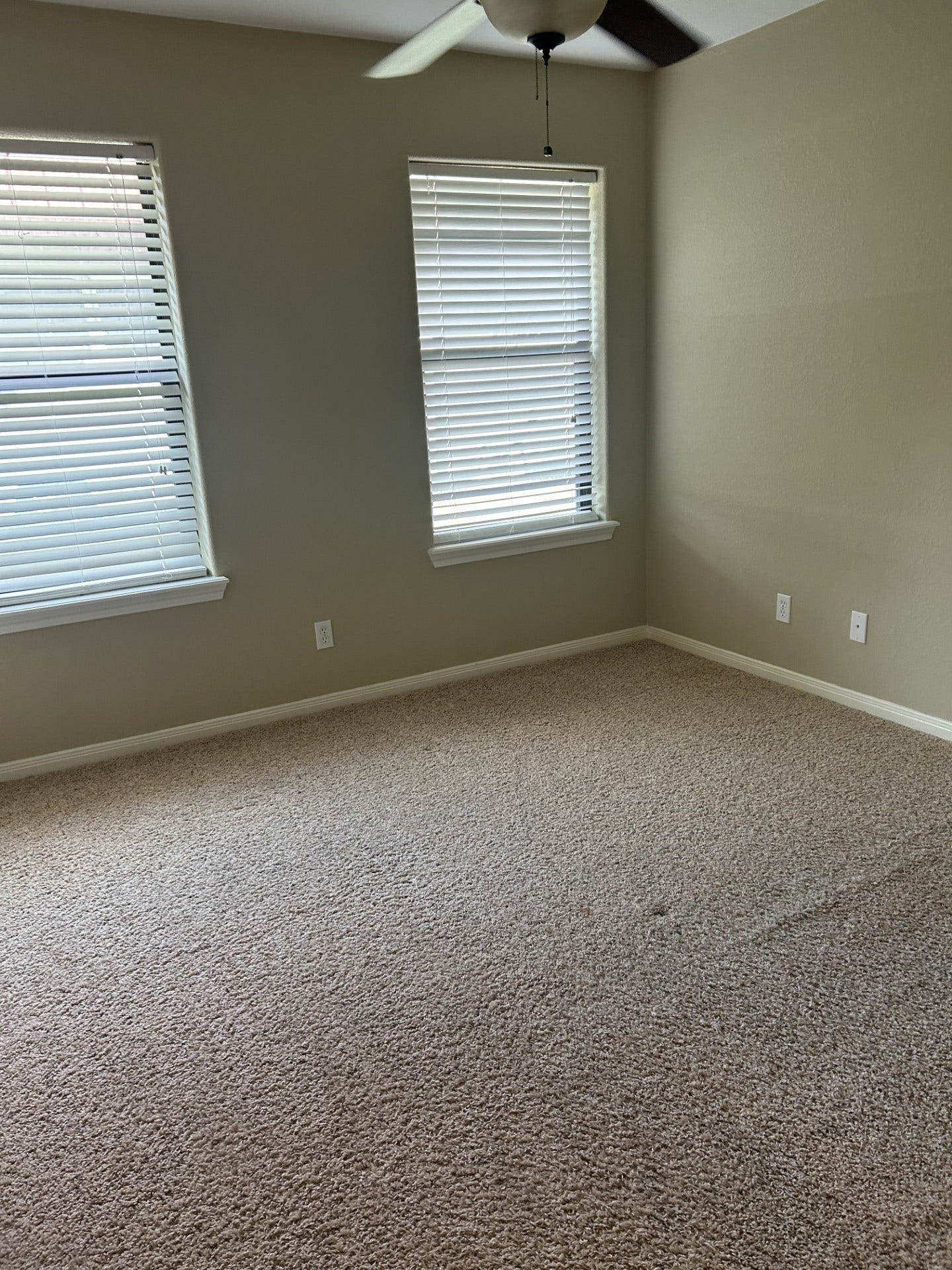 10620 Jay Road, Hitchcock, TX 77563 10620 Jay Road, Hitchcock, TX 77563