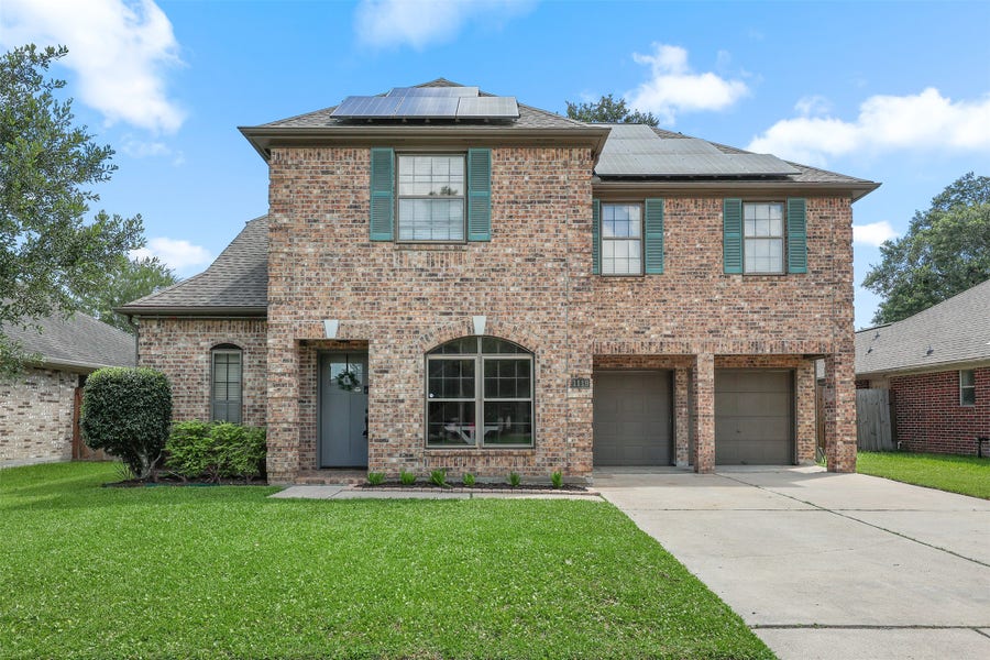 Property photo for 1119 Chesterwood Drive, Pearland, TX