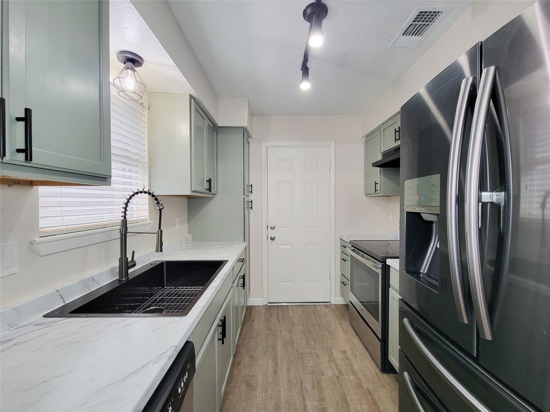 7907 Rumbling Wood Court, Houston, TX 77086 7907 Rumbling Wood Court, Houston, TX 77086