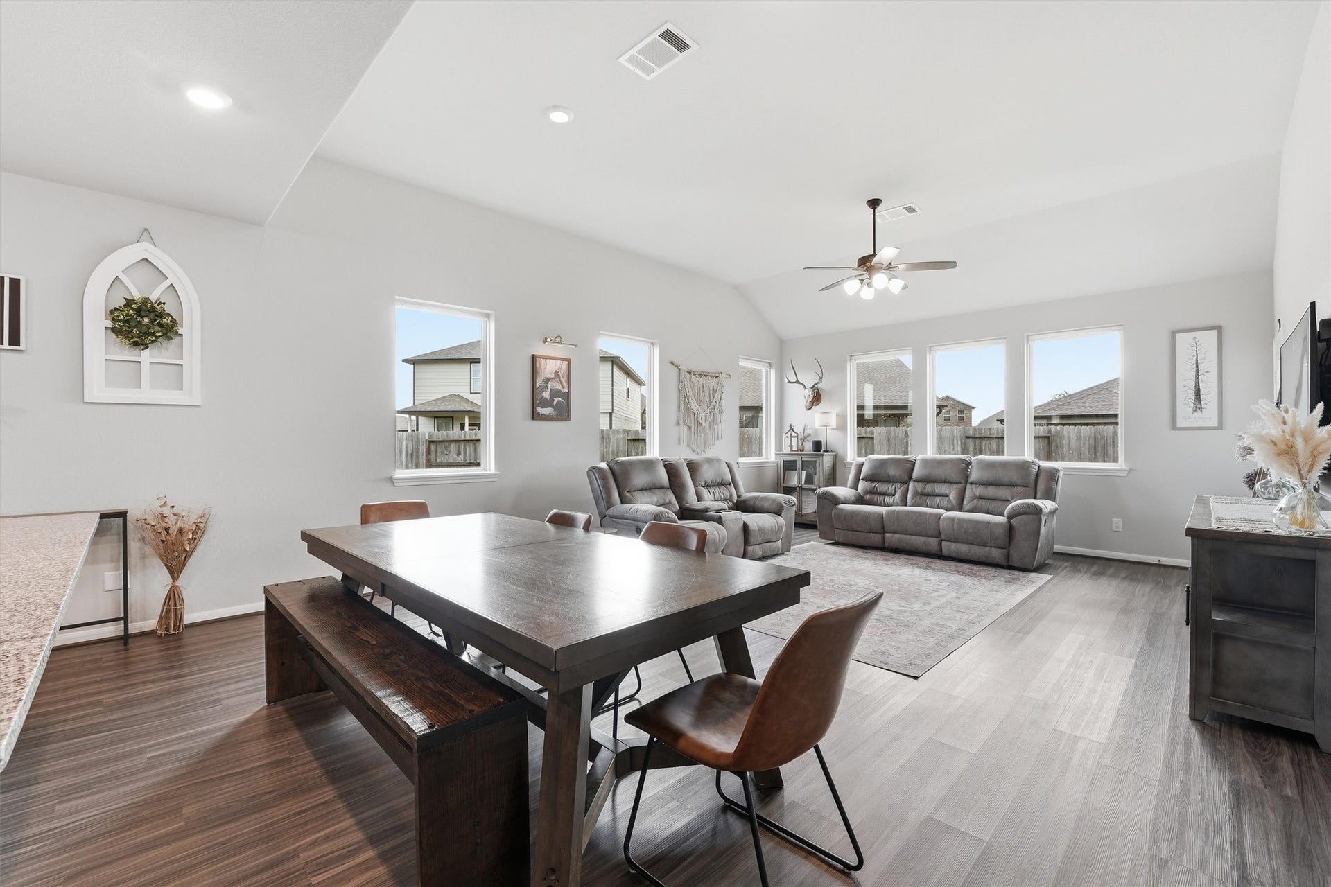 2130 Shellbark Way, La Marque, TX 77568 Spacious open-concept dining and living area. Perfect for family gatherings and entertaining.