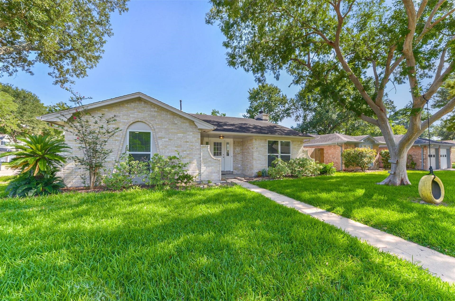 13603 Stonehenge Drive, Sugar Land, TX 77498 13603 Stonehenge Drive, Sugar Land, TX 77498
