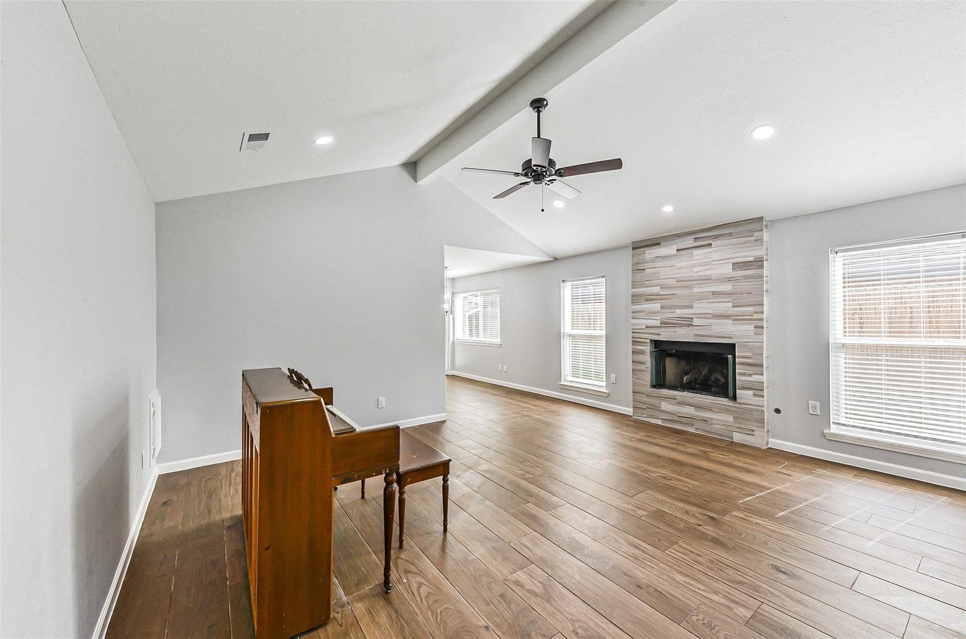 13603 Stonehenge Drive, Sugar Land, TX 77498 13603 Stonehenge Drive, Sugar Land, TX 77498