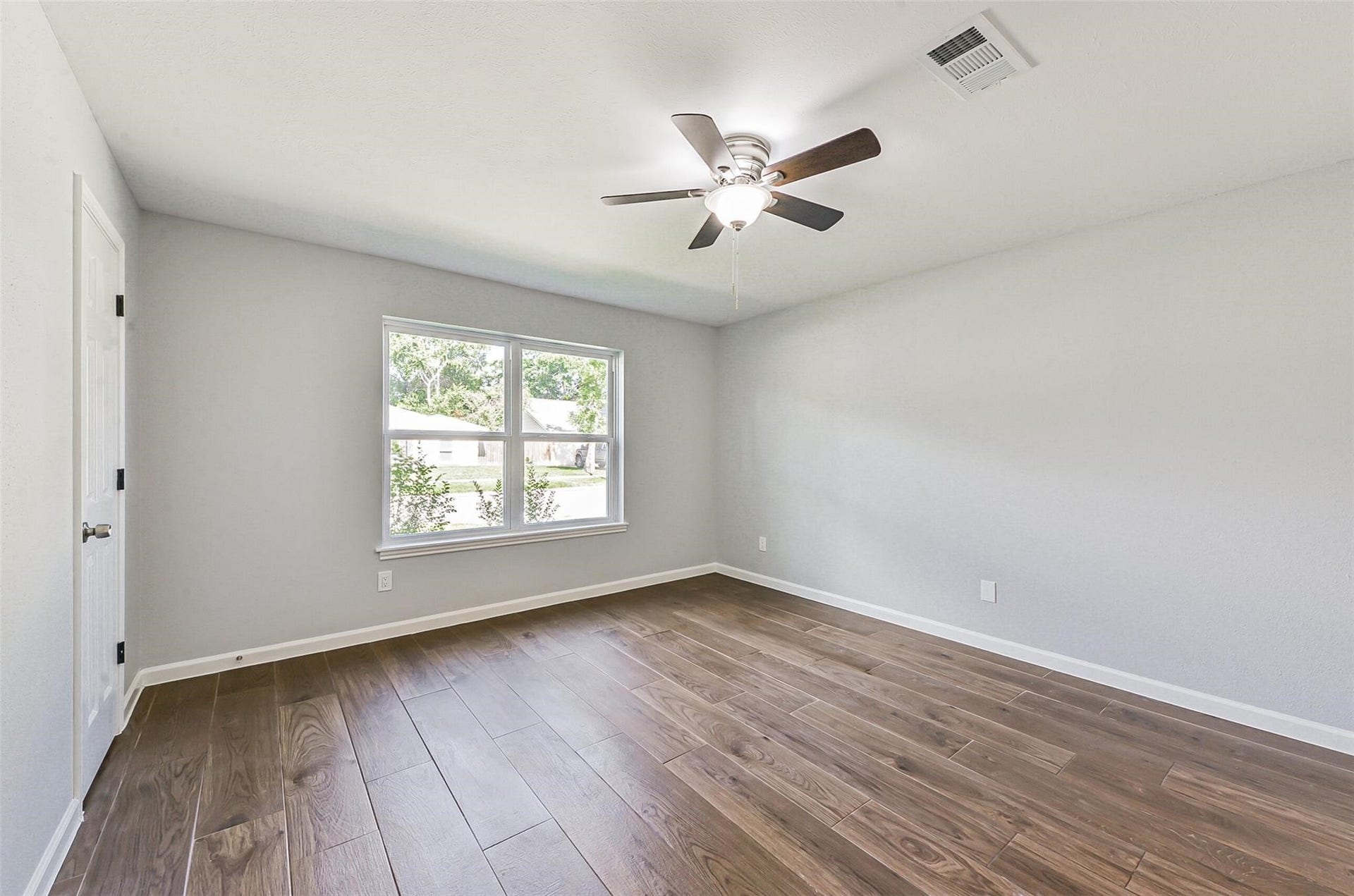 13603 Stonehenge Drive, Sugar Land, TX 77498 13603 Stonehenge Drive, Sugar Land, TX 77498