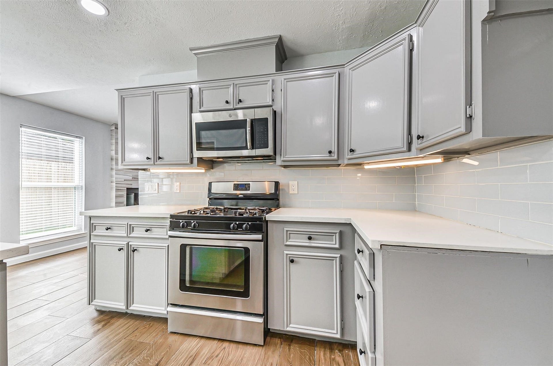 13603 Stonehenge Drive, Sugar Land, TX 77498 13603 Stonehenge Drive, Sugar Land, TX 77498