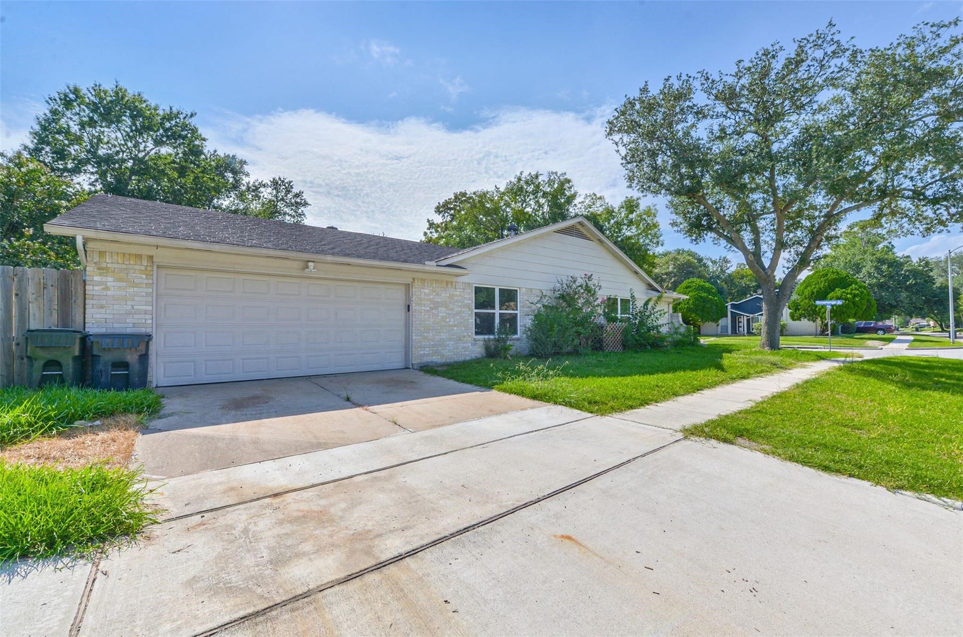 13603 Stonehenge Drive, Sugar Land, TX 77498 13603 Stonehenge Drive, Sugar Land, TX 77498