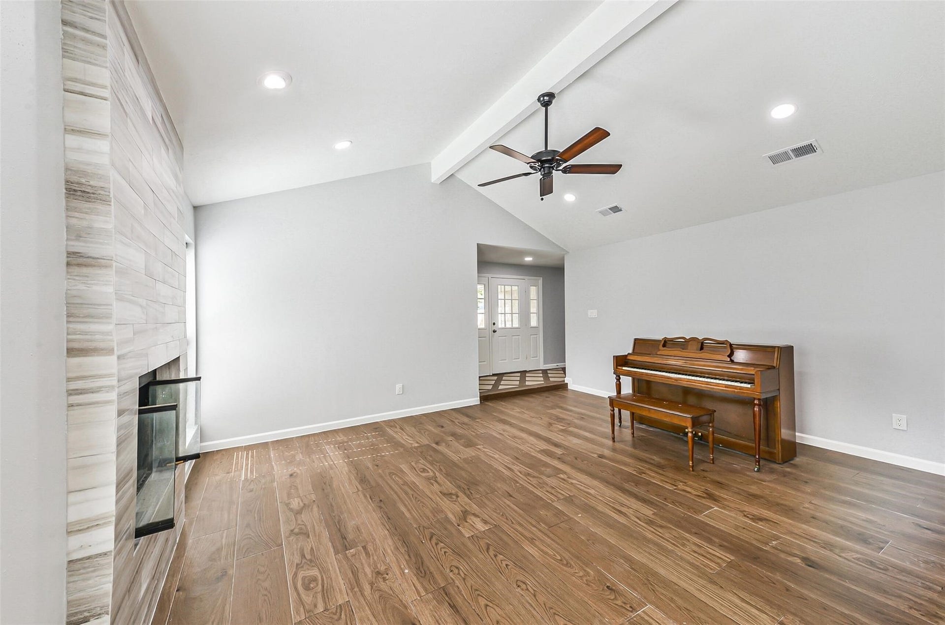 13603 Stonehenge Drive, Sugar Land, TX 77498 13603 Stonehenge Drive, Sugar Land, TX 77498