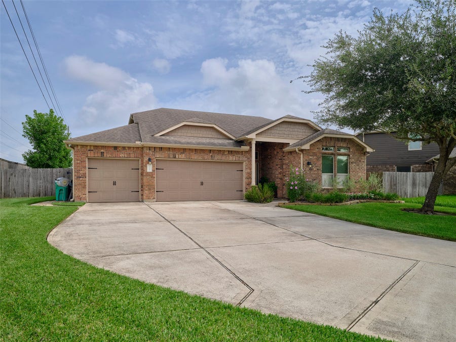 Property photo for 11307 Lantana Reach Drive, Richmond, TX