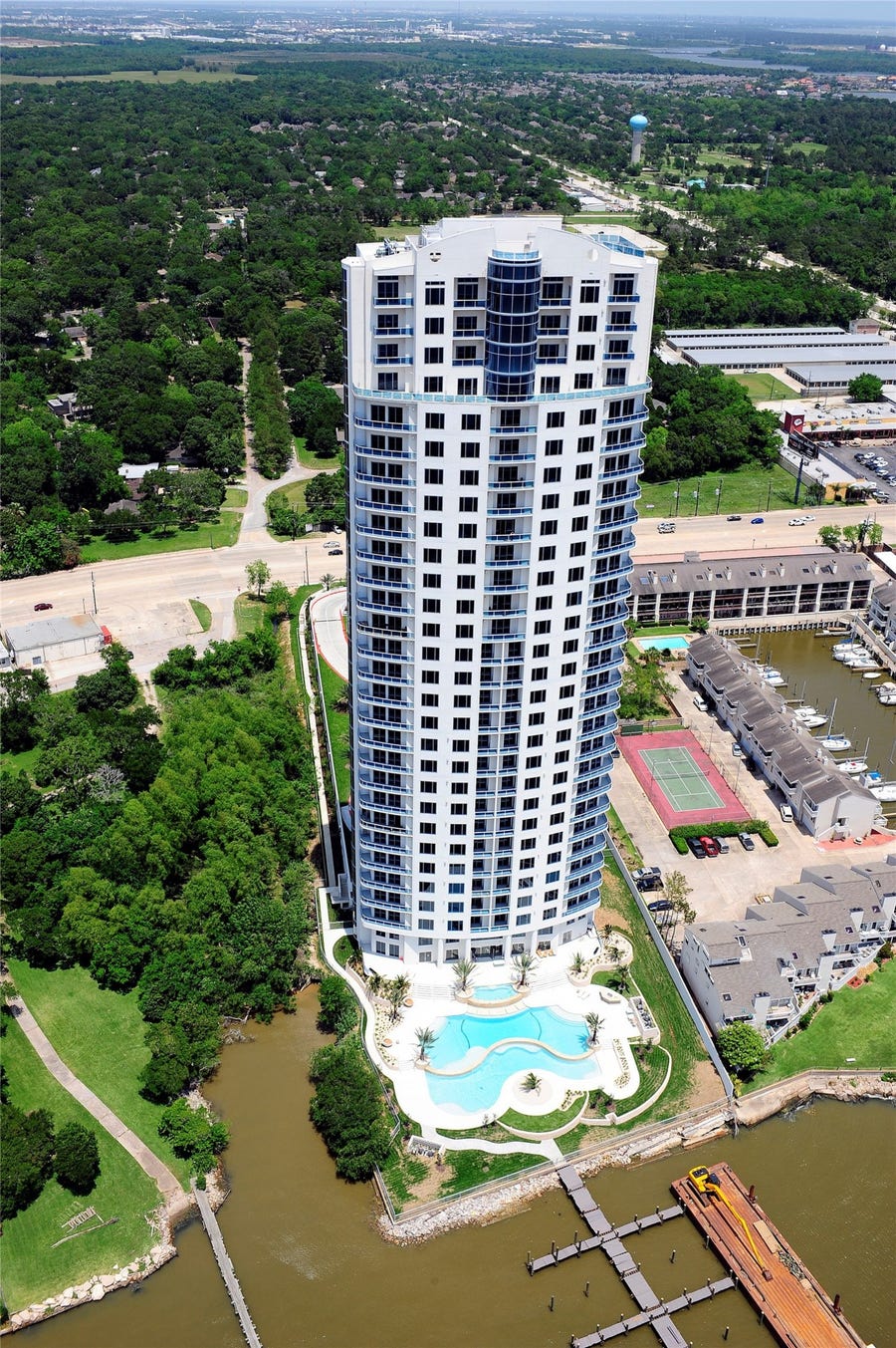 Property photo for 4821 Nasa Pkwy, #6SE, Seabrook, TX