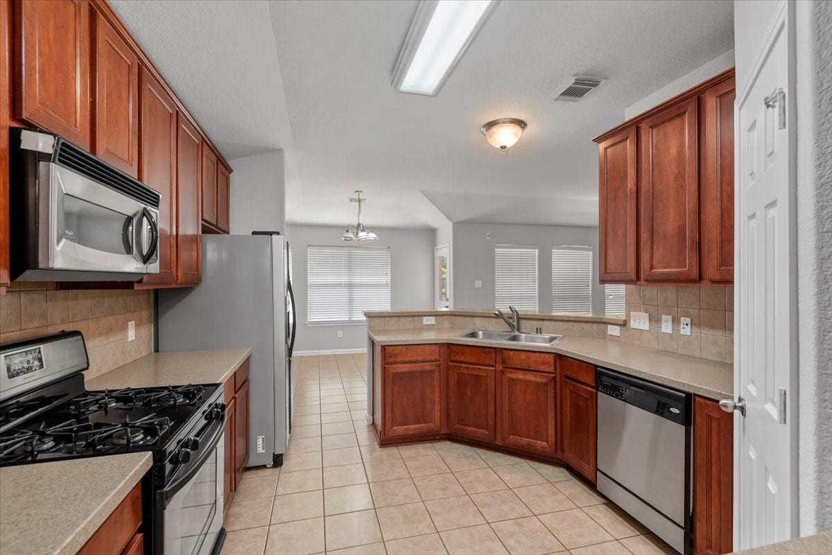 67 Bryce Branch Circle, The Woodlands, TX 77382 67 Bryce Branch Circle, The Woodlands, TX 77382