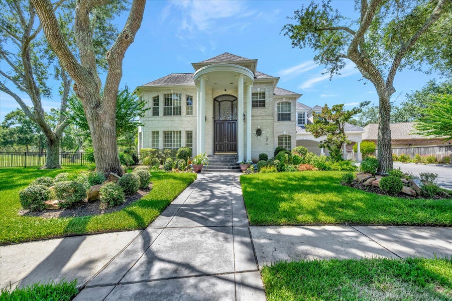 Property photo for 14318 Golf View Trail, Houston, TX