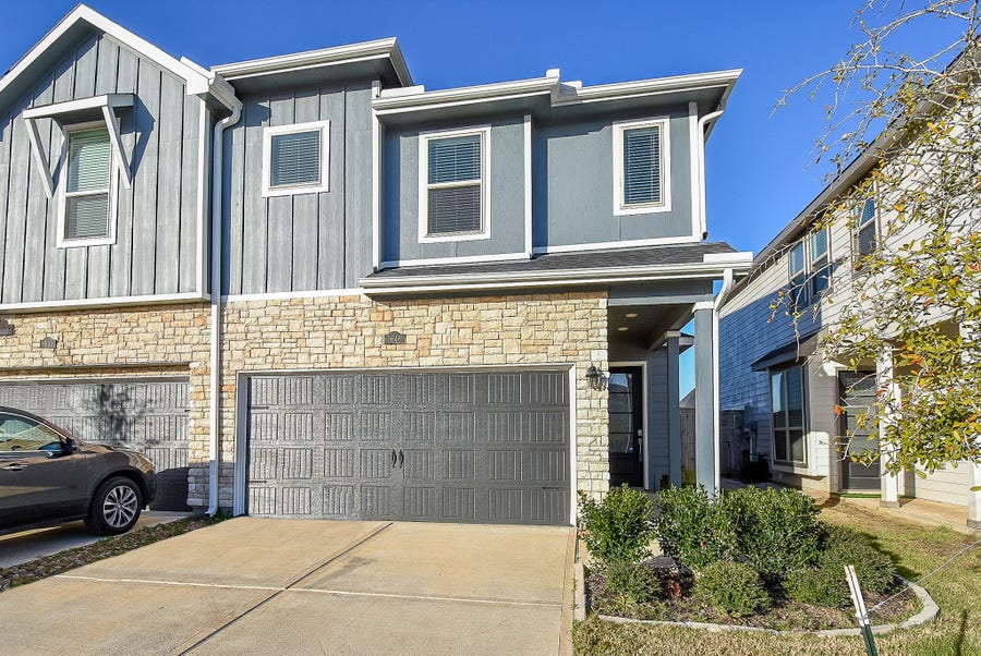 Property photo for 5646 Amber Brook Lane, Fulshear, TX
