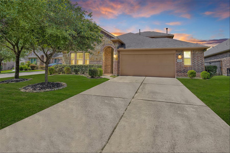 Property photo for 2602 Tacoma Springs Drive, Conroe, TX