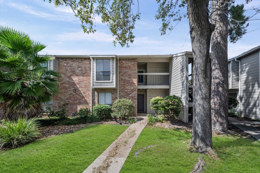 Property photo for 17331 Red Oak Drive, #10, Houston, TX