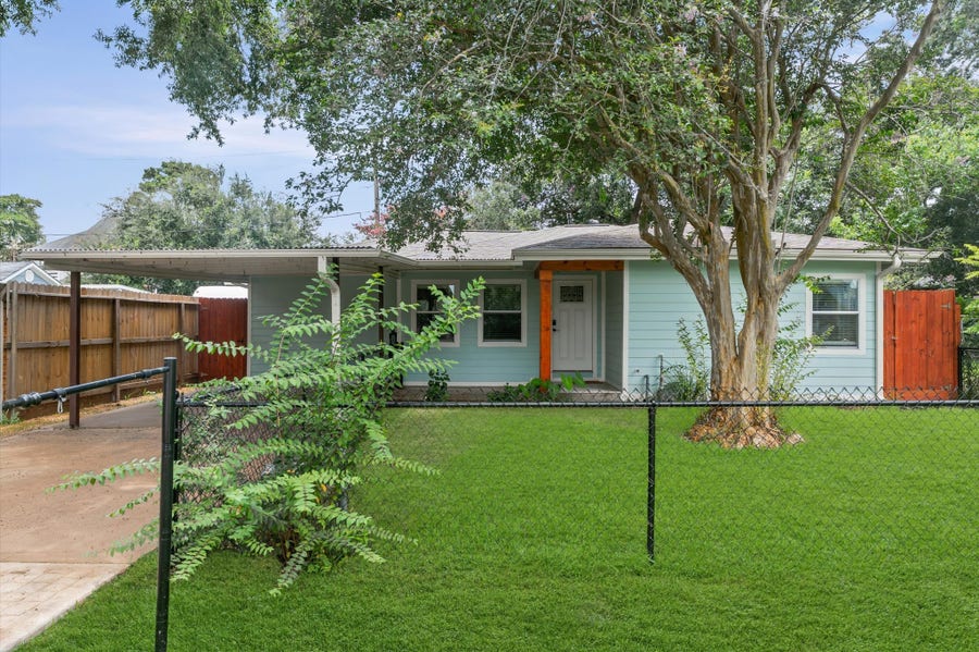 Property photo for 4919 Donald Street, Pasadena, TX