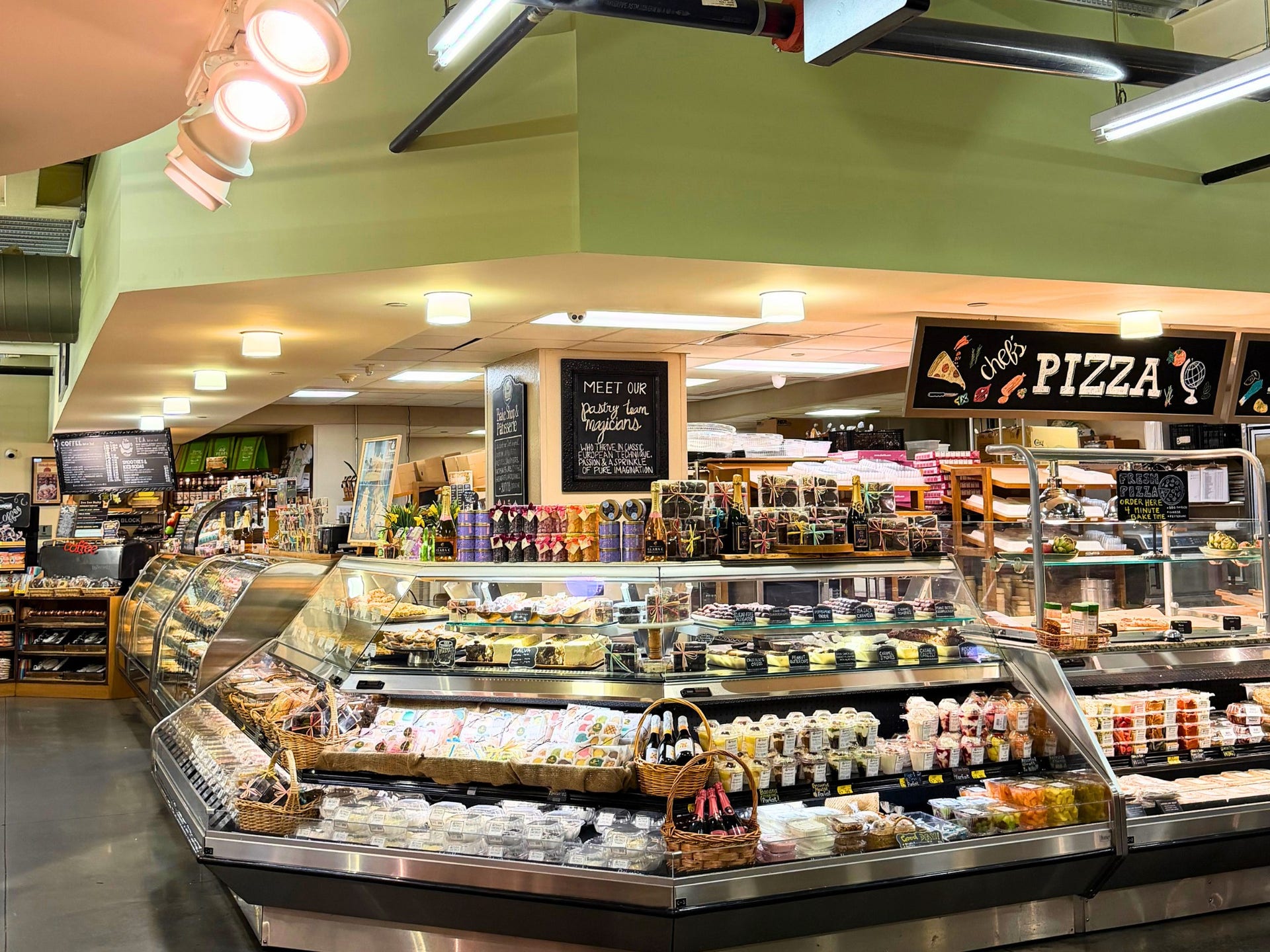 1400 McKinney Street, #2306, Houston, TX 77010 In-house gourmet market. located on the first floor and access to back door for privacy. curated selection of international ingredients, prepared foods, and specialty items.