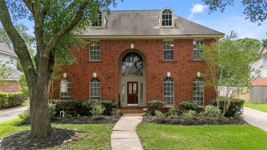 Property photo for 3214 Richland Drive, Sugar Land, TX