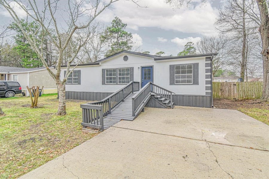 Property photo for 33147 Mckinley Circle, Magnolia, TX