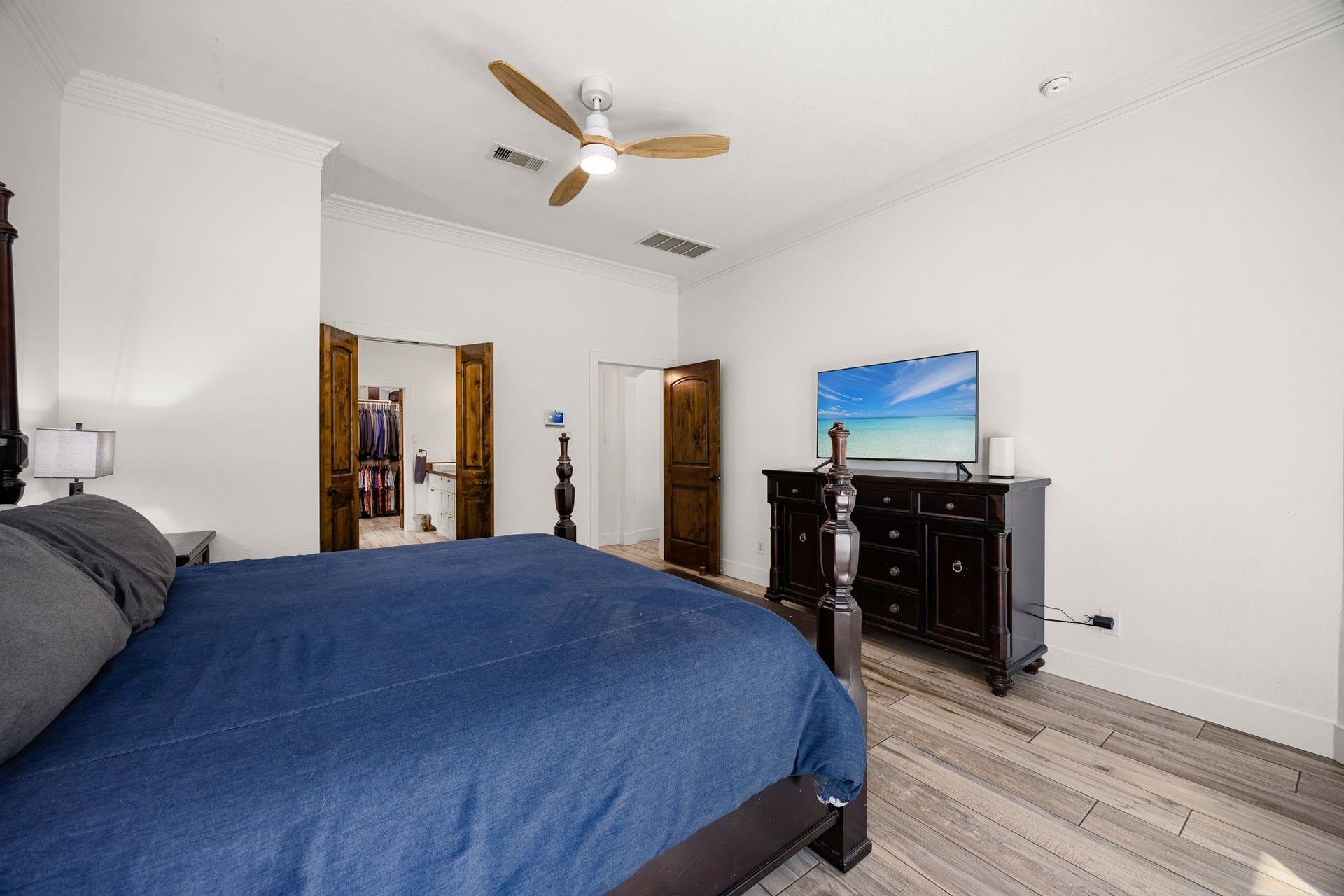 11411 Creekwood Hills Lane, Houston, TX 77070 11411 Creekwood Hills Lane, Houston, TX 77070