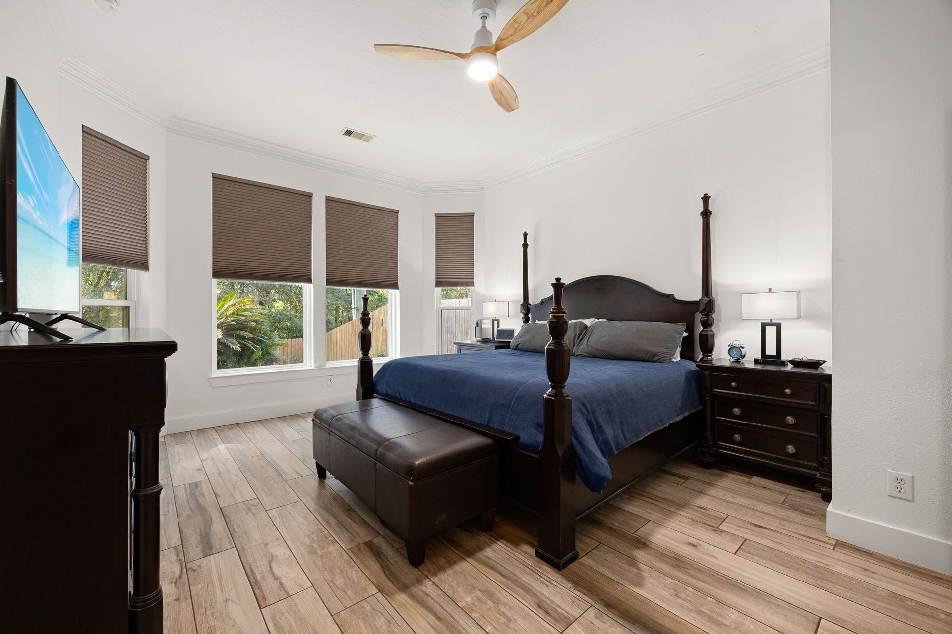 11411 Creekwood Hills Lane, Houston, TX 77070 11411 Creekwood Hills Lane, Houston, TX 77070