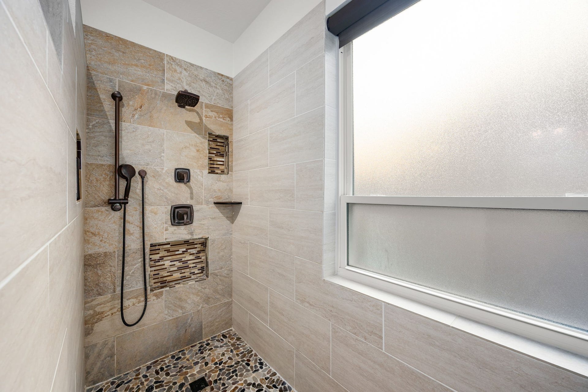 11411 Creekwood Hills Lane, Houston, TX 77070 11411 Creekwood Hills Lane, Houston, TX 77070