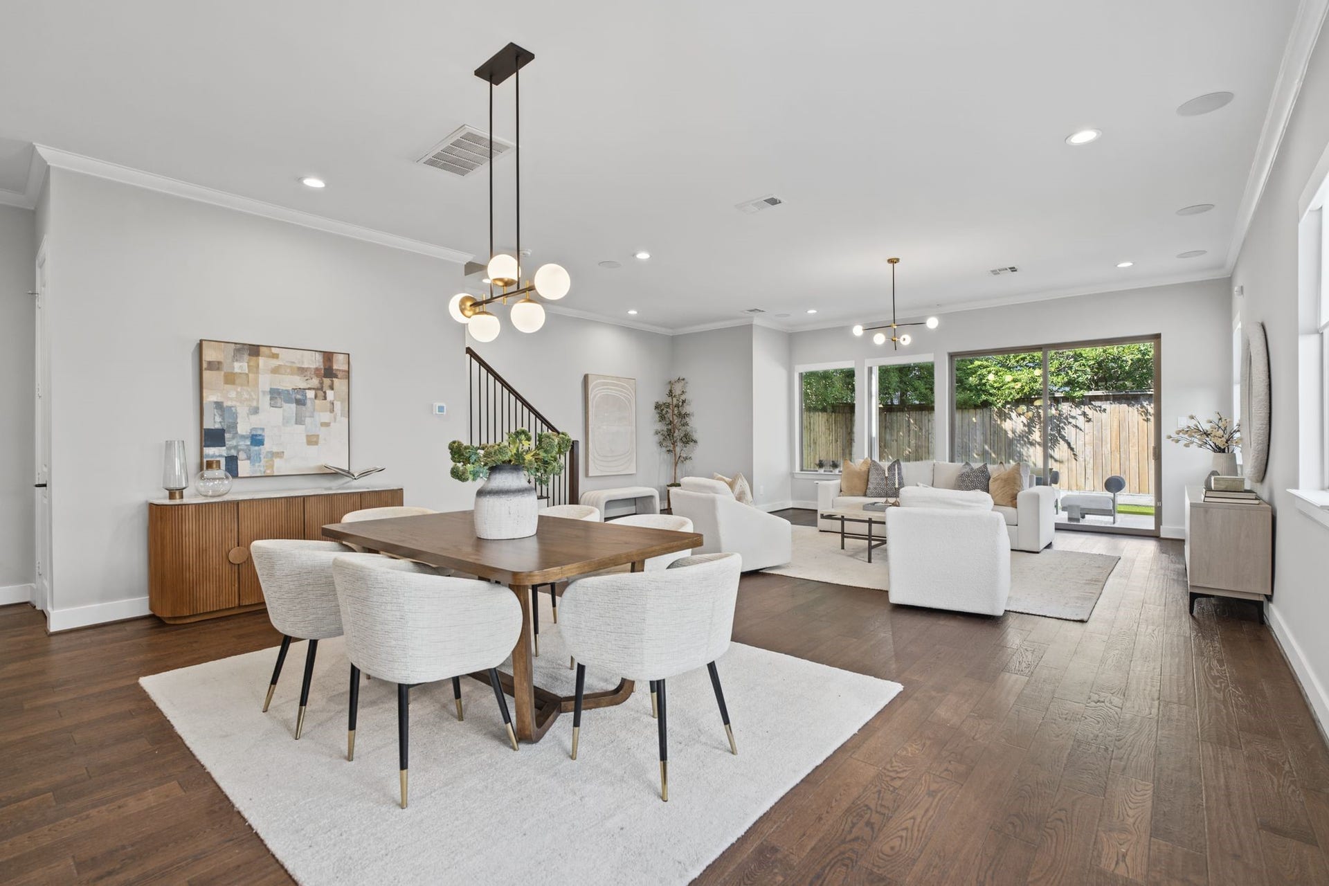 1538 Vermont Street, #A, Houston, TX 77006 Sunlit interiors, warm wood flooring, tailored neutral finishes, and designer-inspired lighting create an elegant, cohesive setting for everyday living and entertaining.
