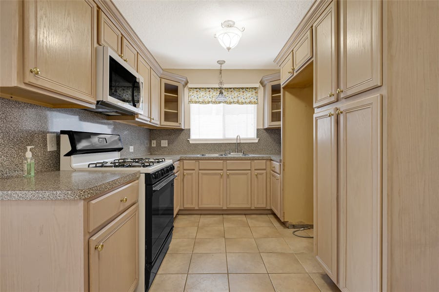 Property photo for 3816 Newton Drive, Pasadena, TX