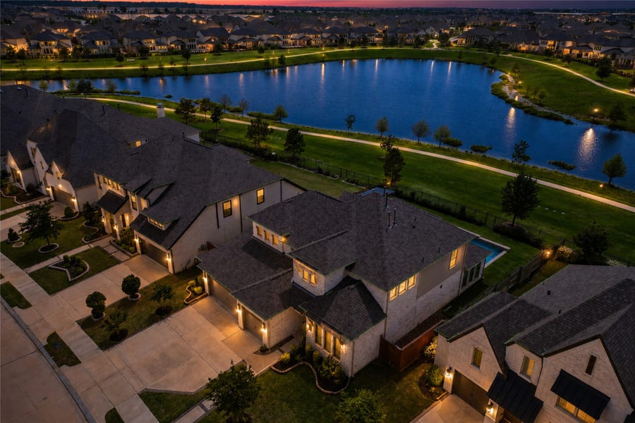 Property photo for 7519 Blue Finch Lane, Katy, TX